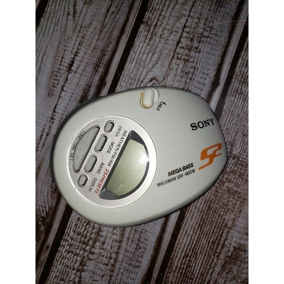 Sony SRFM85W S2 AM/FM Armband Walkman Radio